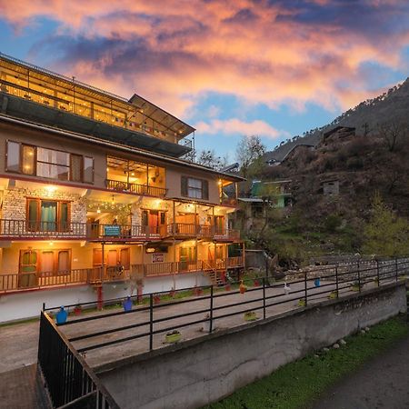 Sharda Resort-Tirthan Valley Banjār エクステリア 写真