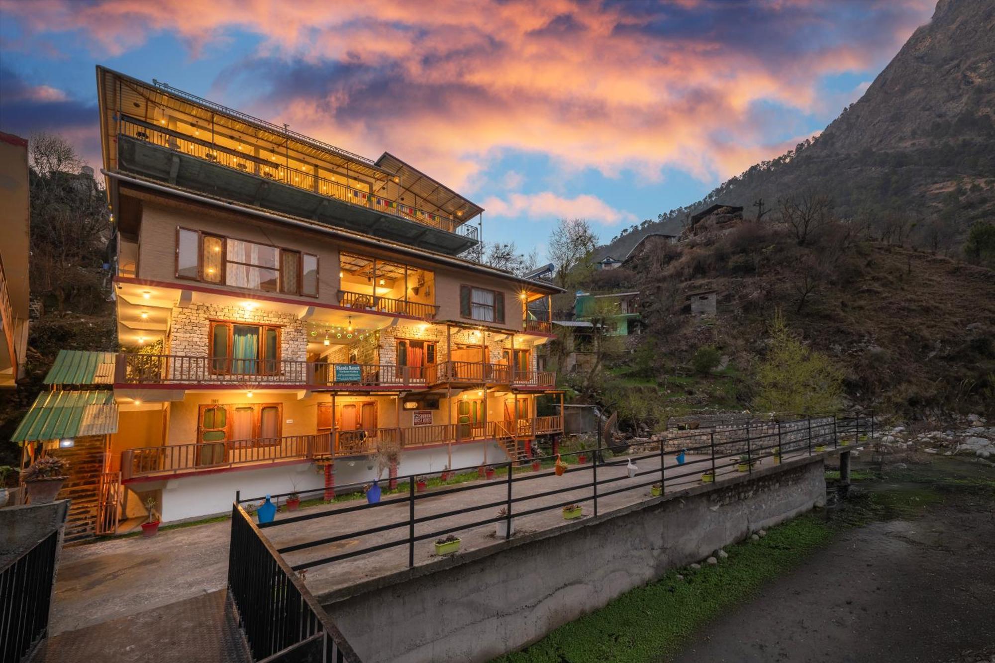 Sharda Resort-Tirthan Valley Banjār エクステリア 写真