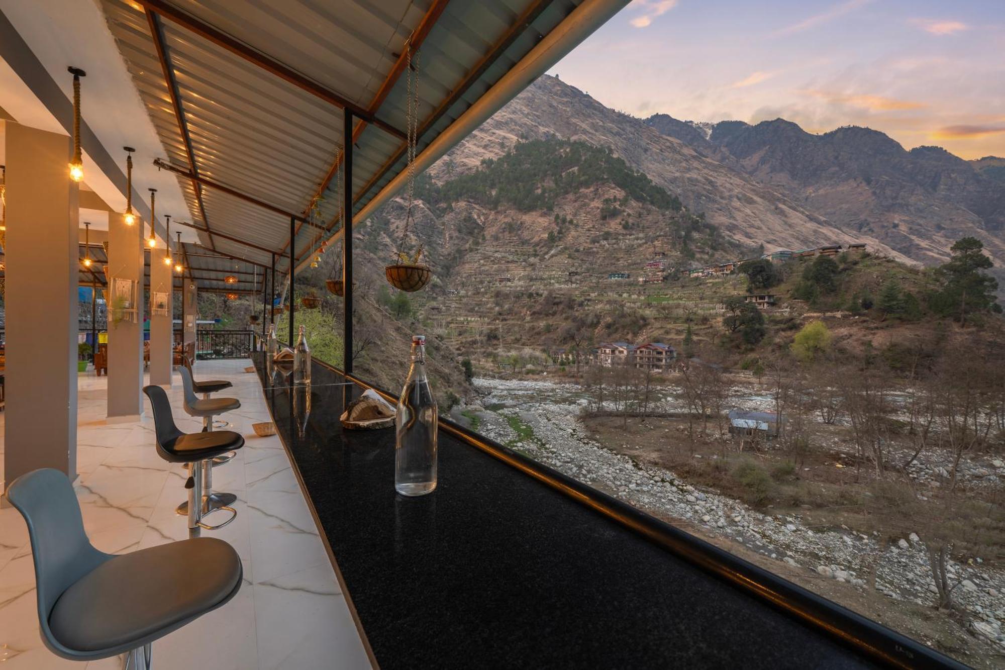 Sharda Resort-Tirthan Valley Banjār エクステリア 写真